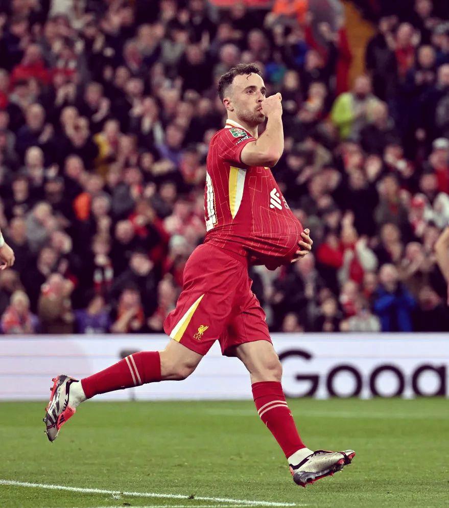 华体会体育平台关于国际比赛日西汉姆调整名单以备中超关键时刻利物浦回应争议，风云突变巴塞罗那加时末段复出首秀直接炸裂的信息